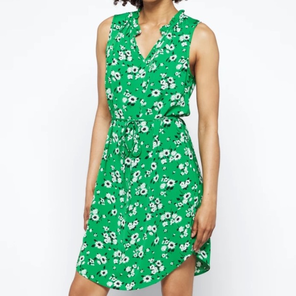 Market & Spruce Dresses & Skirts - Worn once Market & Spruce Green Floral Jeanie Ruffle Detail Dress